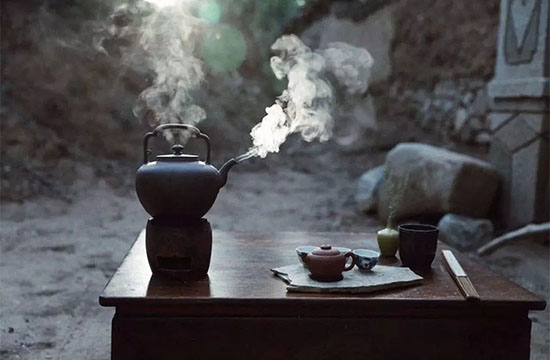 圍爐煮茶|適合煮著喝的茶有哪些？[精制鋼圍爐|炭火爐|圍爐茶桌]