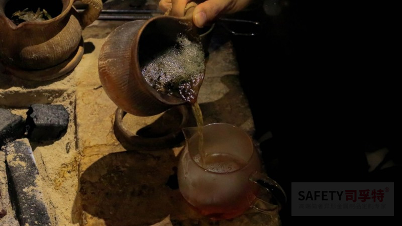 從“火塘烤茶”到“圍爐煮茶”，傳承中華茶文化 [精制鋼圍爐茶桌|炭火爐](圖4)