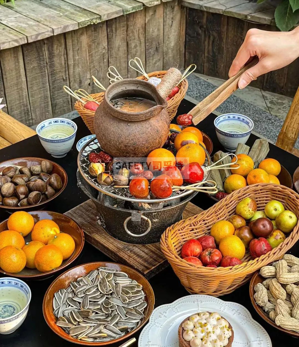 圍爐煮茶刷屏，一起來感受古詩詞中的茶風(fēng)茶韻「圍爐茶桌，炭火爐」(圖1)