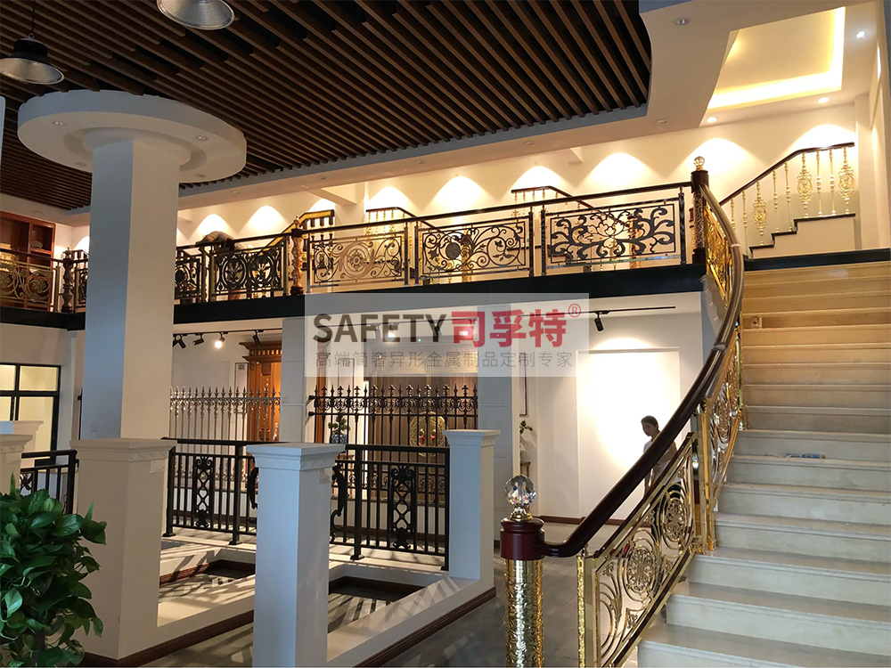 鋁藝鏤空雕花樓梯扶手：造型多樣，工藝成熟，彰顯高端品味(圖6)